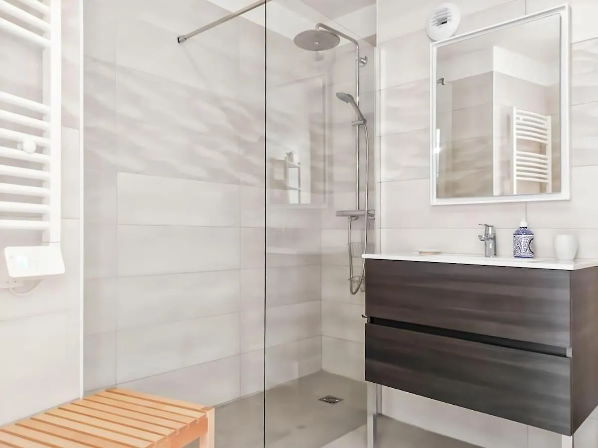 Sun Paradise -Stylish Flat-Rooftop Pool Access-Monaco View Beausoleil